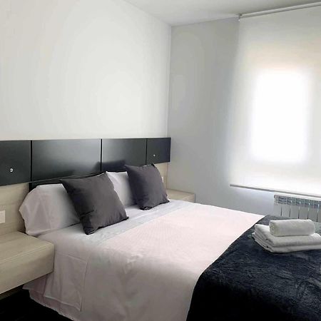 Ramon Y Cajal Suites De Luxe レオン エクステリア 写真