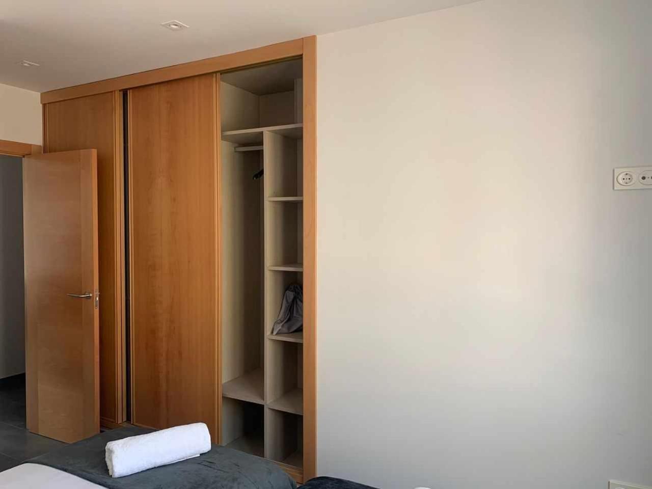 Ramon Y Cajal Suites De Luxe レオン エクステリア 写真